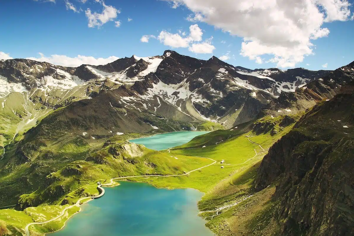 Exploration immersive des paysages sonores : la symphonie naturelle du jardin du monde