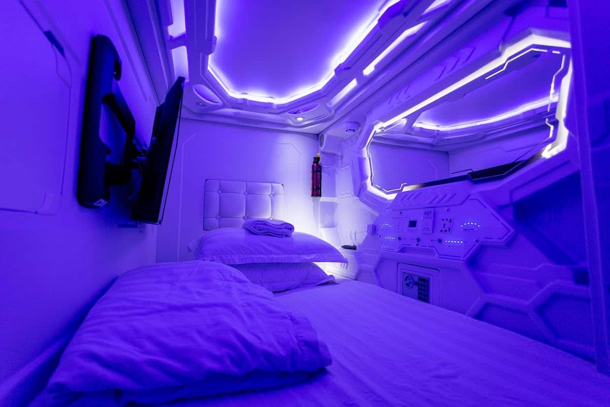 Découvrir l’évolution de l’hébergement : innovations et tendances des hôtels futuristes en lien avec le jardinage
